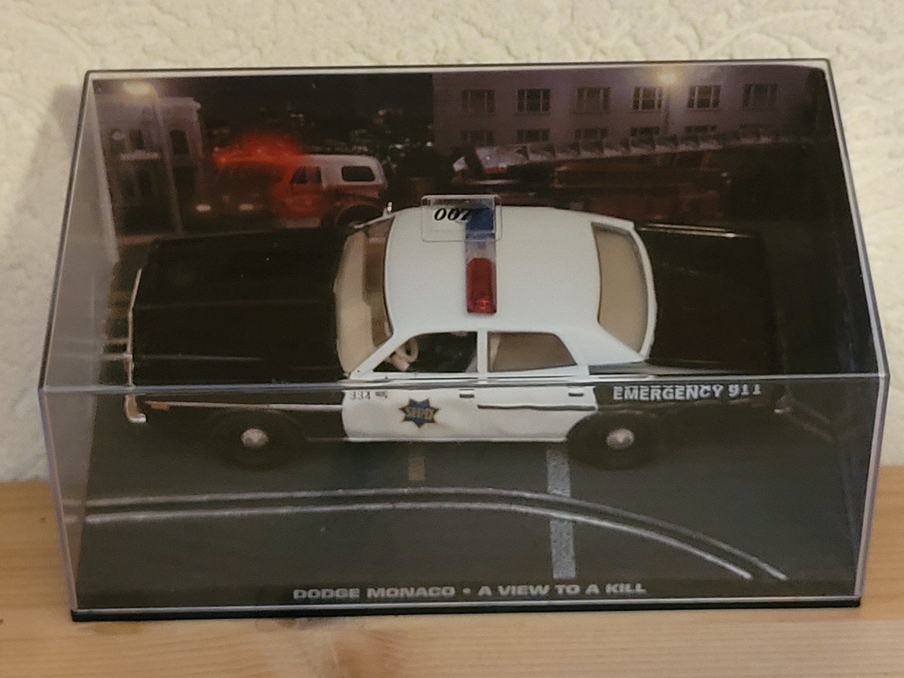 Dodge Modellini d'auto: Auto 1:43 - Dodge Monaco - Diorama James Bond 007 – Usato da Payerne venduto da tintin08 9