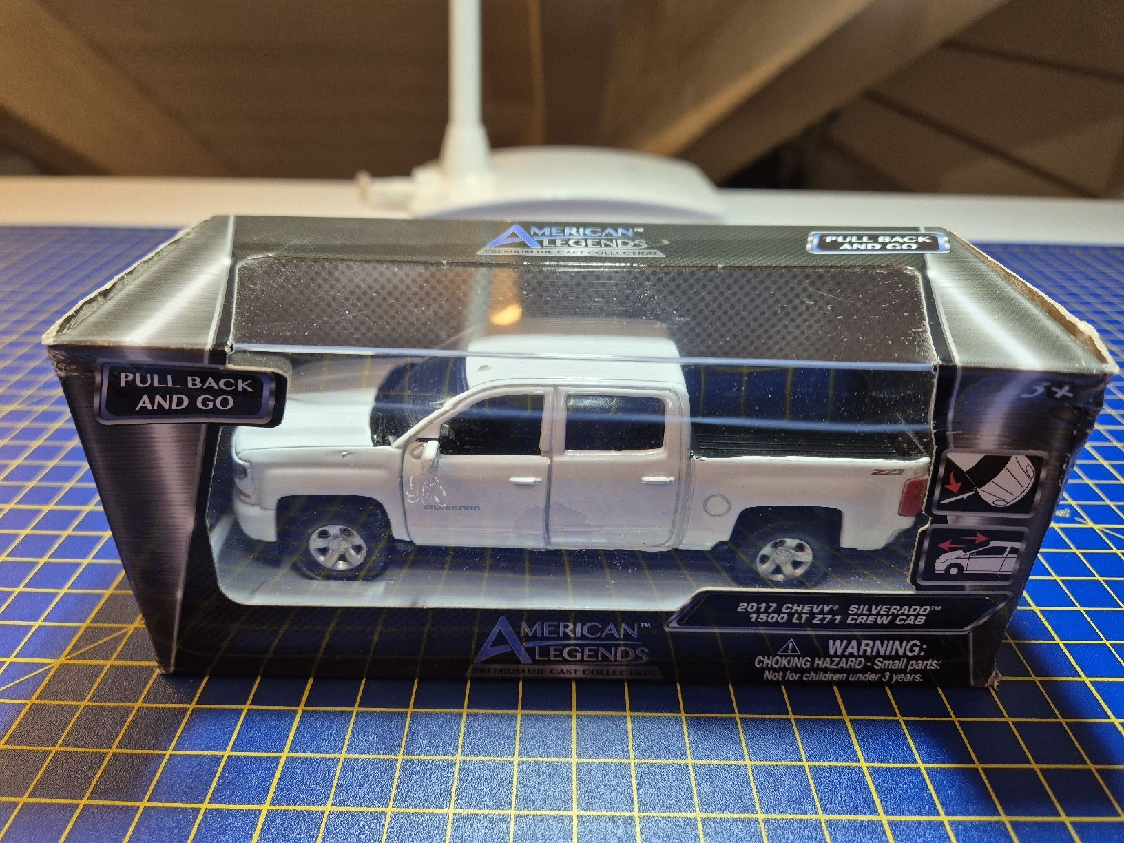 Chevrolet Modellini d'auto: Chevy Silverado 1:43 – Nuovo e nell'imballaggio originale da Lachen SZ venduto da bow_wdl9
