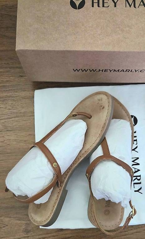 Chaussures femmes: Sommersandalen HeyMarly – D'occasion à Davos Dorf par pat_qsx5 2