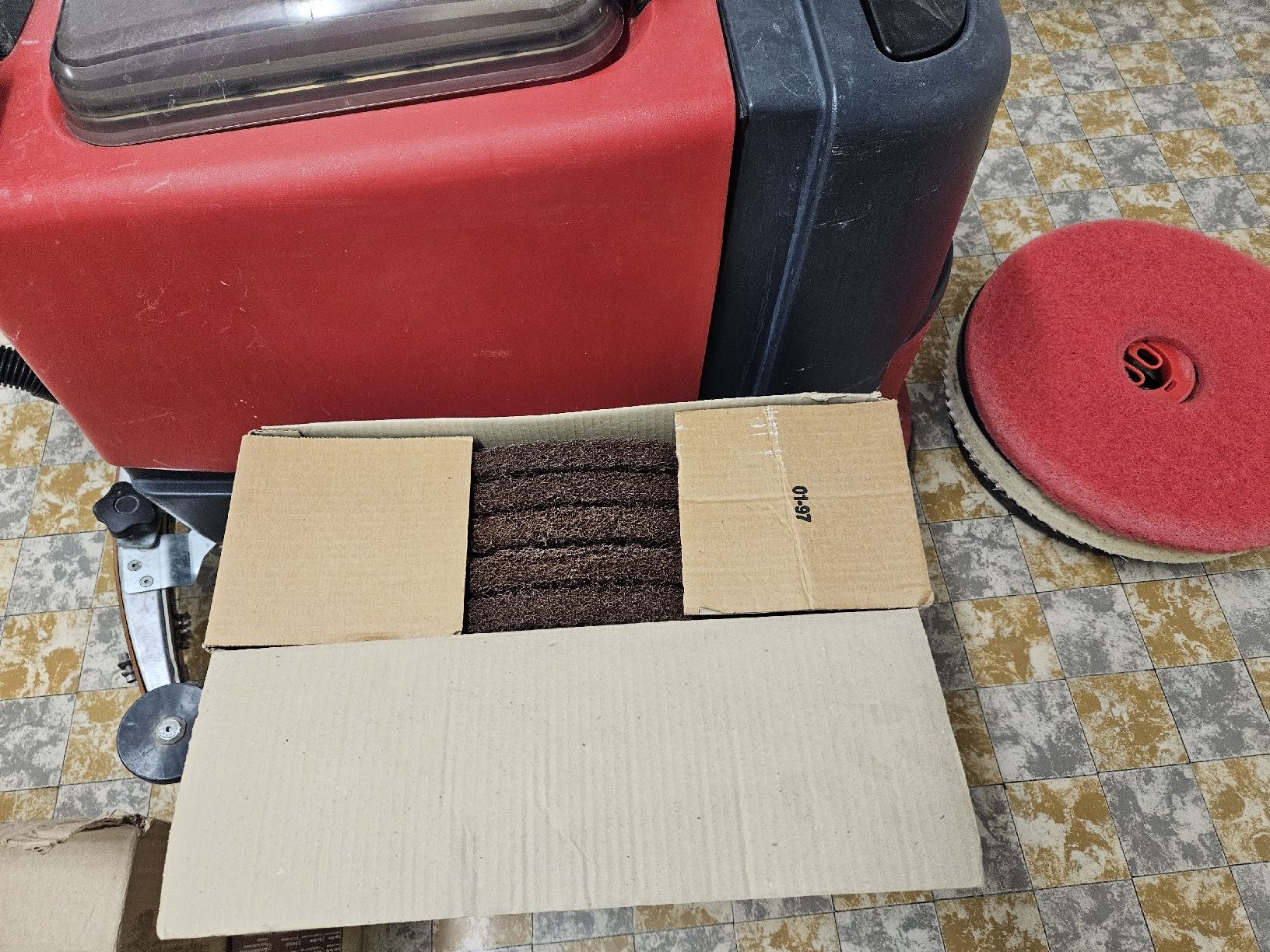Cleanfix Alle Maschinen: Scheuersaugmaschine Cleanfix RA 431E – Gebraucht aus Wünnewil von blechlefreak 5