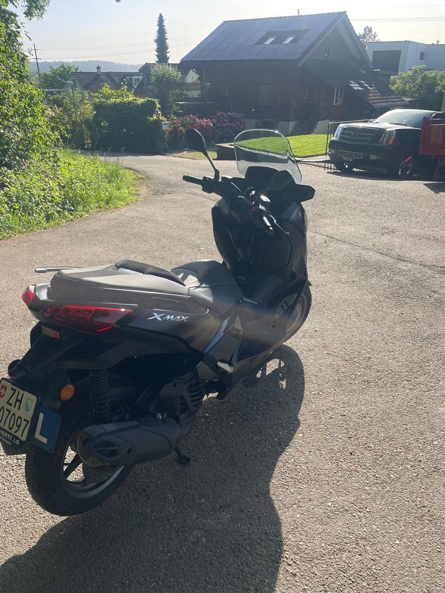 Yamaha Scooter: Yamaha XMAX Techmax 125 Roller, Top Zustand – Usato da Wiesendangen venduto da Aris05 3