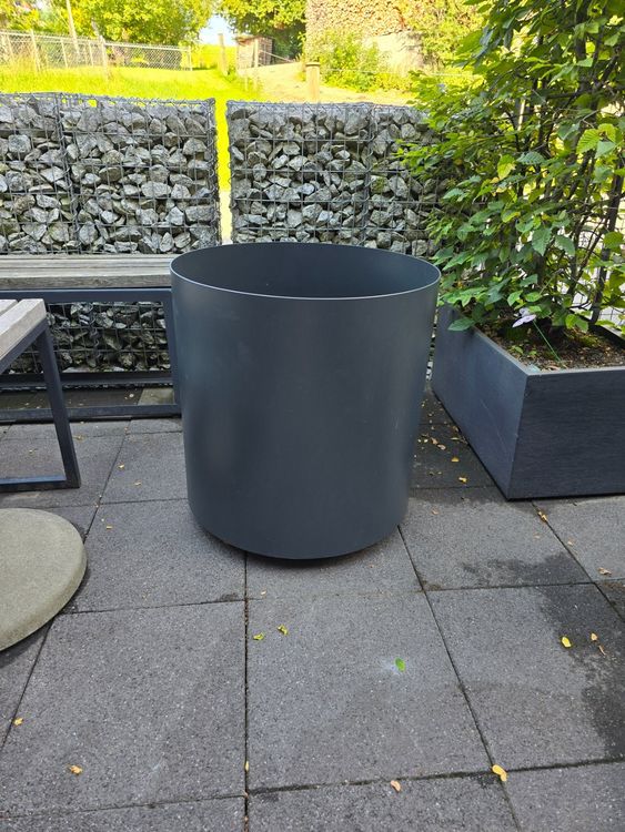 48+ Blumentopf Aus Edelstahl, Der geschliffene edelstahl verleiht dem