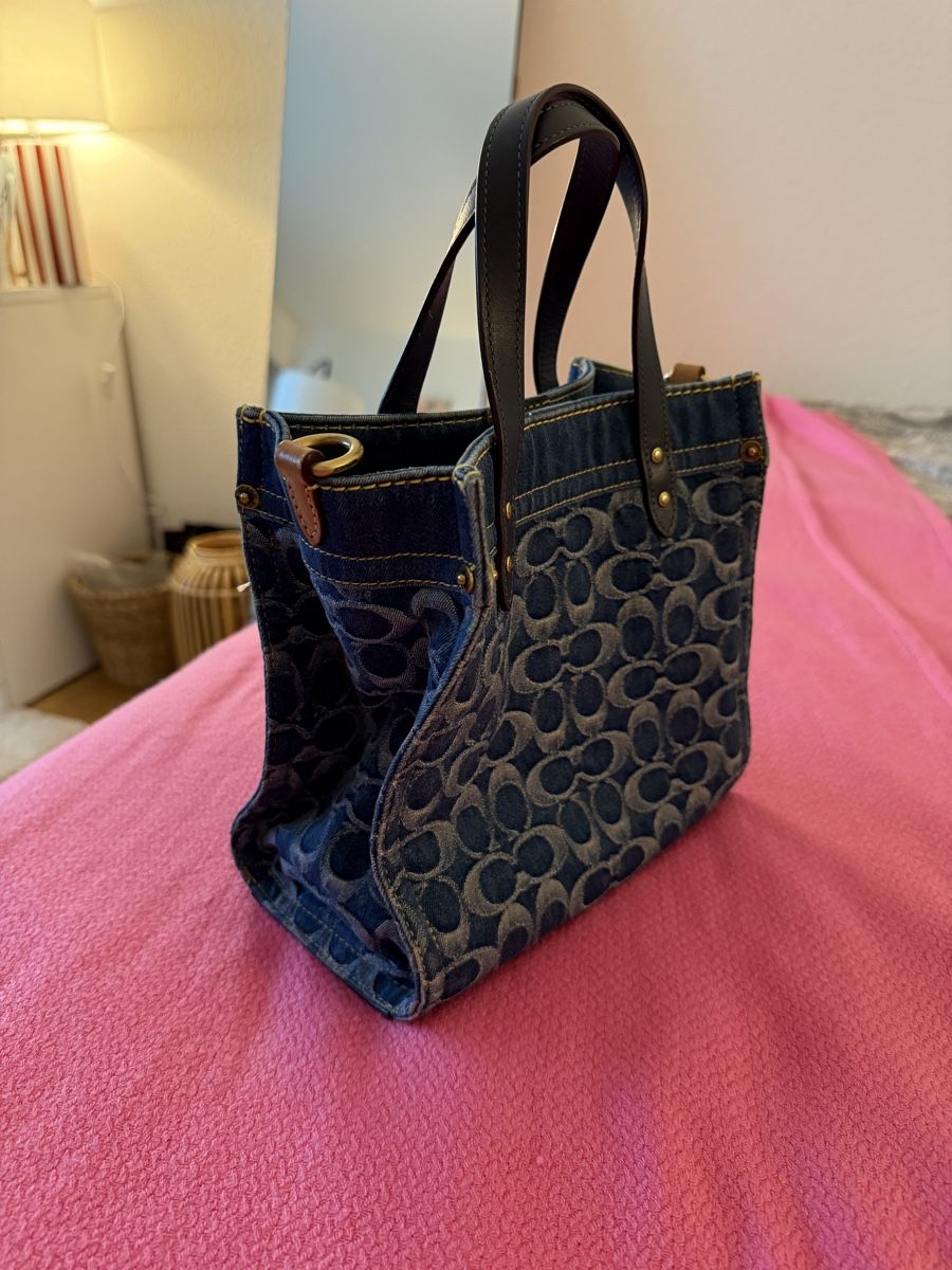 Coach Sacs femmes: COACH denim handbag with strap – Neuf (Voir description) à Genève par jad_2zfn 2