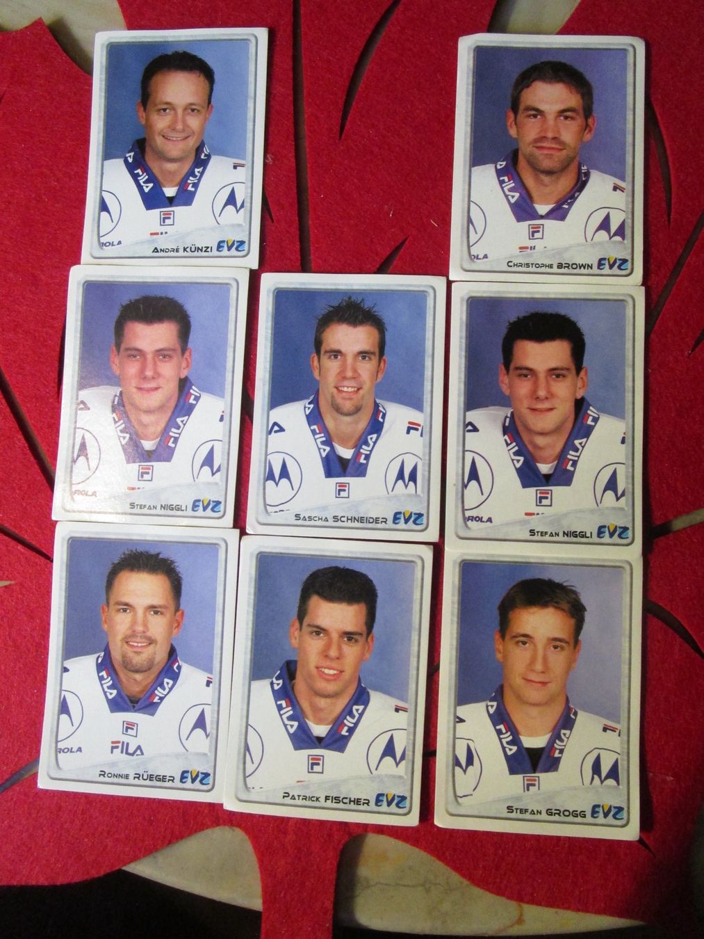 Panini Sammelbilder & Trading cards: EV ZUG EISHOCKEY  ANTIKE PANINI BILDER 2000/2001 8STK – Gebraucht aus GUTENSWIL von Alpina6