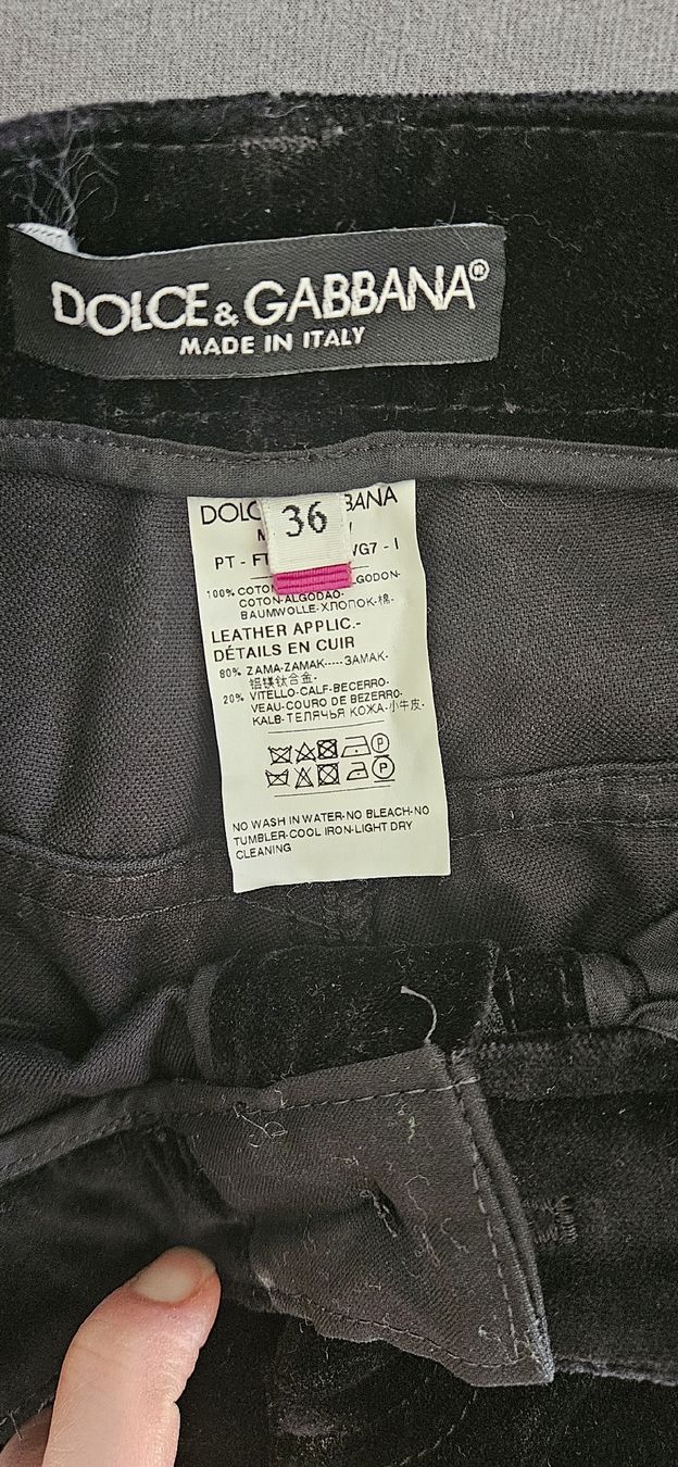 Dolce & Gabbana Pantaloni: Dolce&Gabbana Samthose, schwarz, Gr. 36 – Usato da Hellbühl venduto da Veci02 2