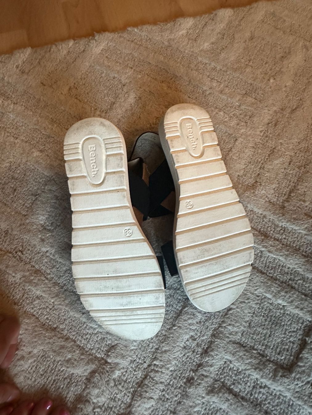 Damenschuhe: Bench Sandalen Grösse 38 NEU – Neu (gemäss Beschreibung) aus Dürrenäsch von 1kirs 2