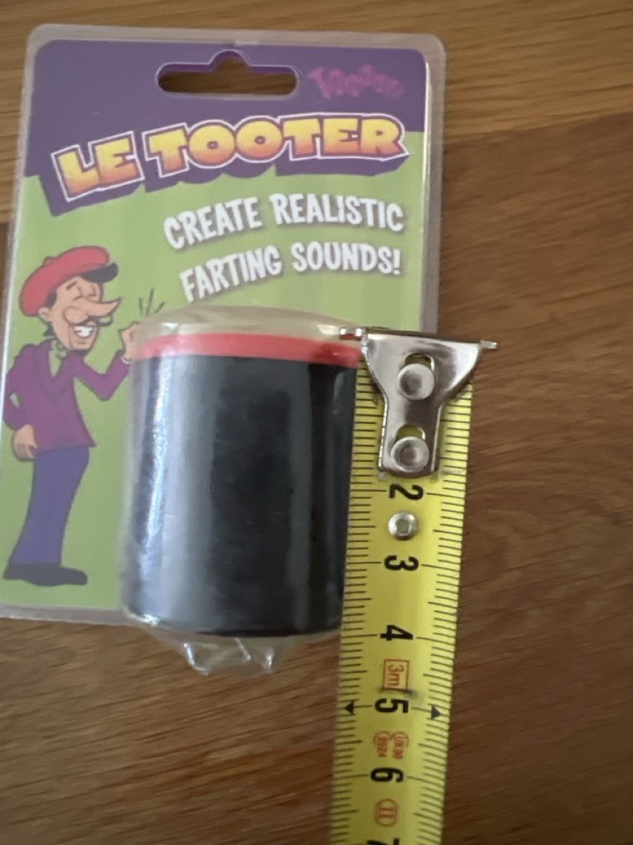 Spielzeuge: Le Tootter Furzgeräusche Simulator neu Ovp – Neu und originalverpackt aus Uznach von Apuutze 3