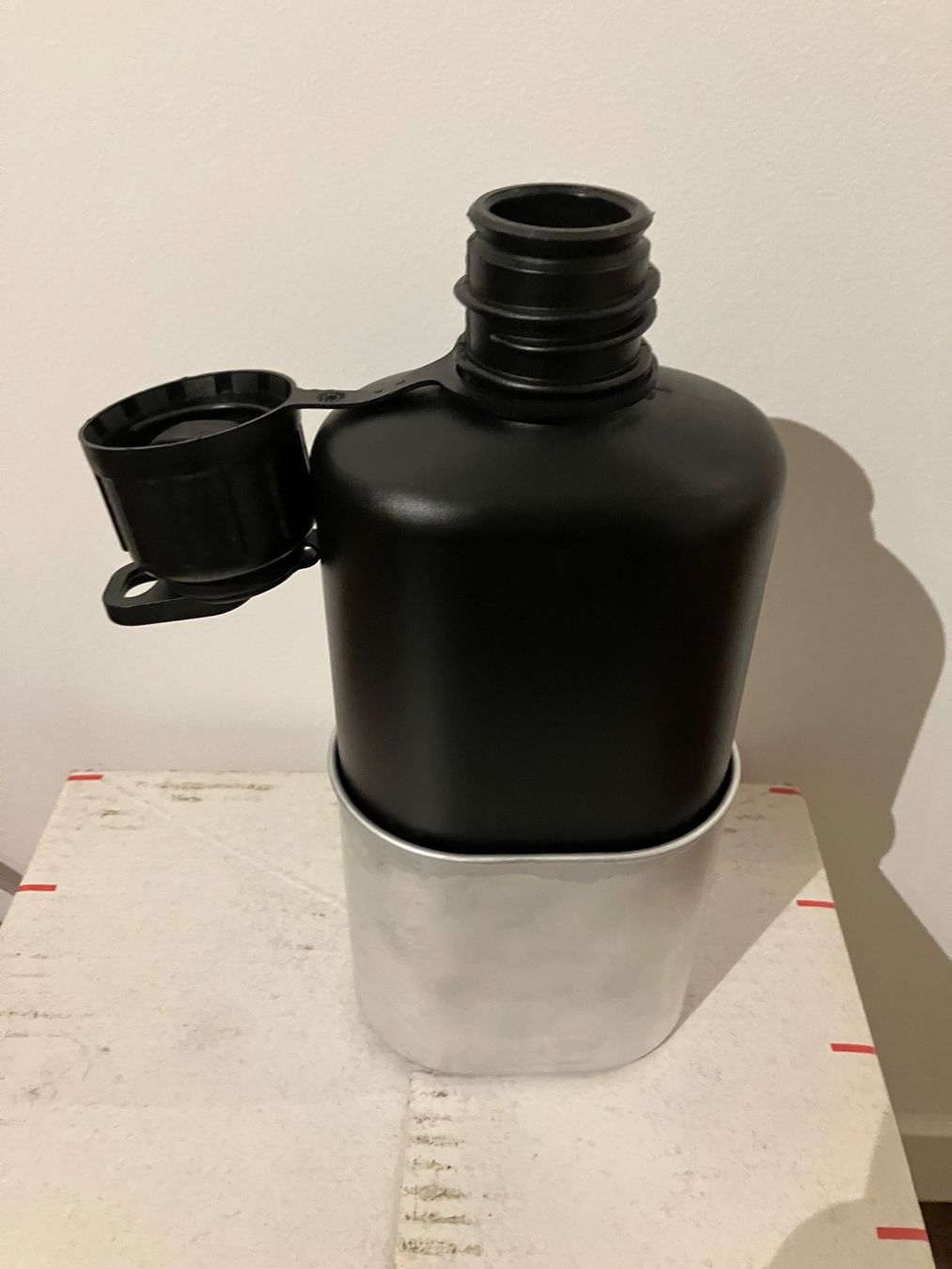 Schweizer Armee Attrezzatura & Pezzi di ricambio: Schweizer Armee Feldflasche M84, Wasserflasche Trinkflasche – Nuovo (secondo la descrizione) da Schlieren venduto da mvm01 2
