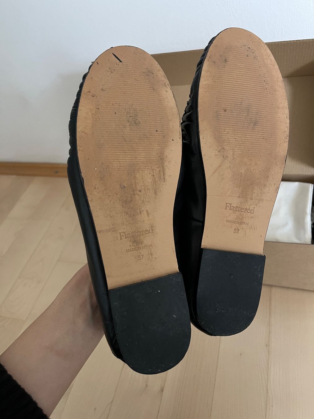 Scarpe da donna: Flattered Bon Bon Black Leather Loafers – Usato da Basel venduto da 52kb 2
