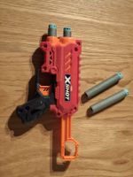 Spielzeugpistole Zuru X-Shot rot mit Schaumstoffpfeilen
