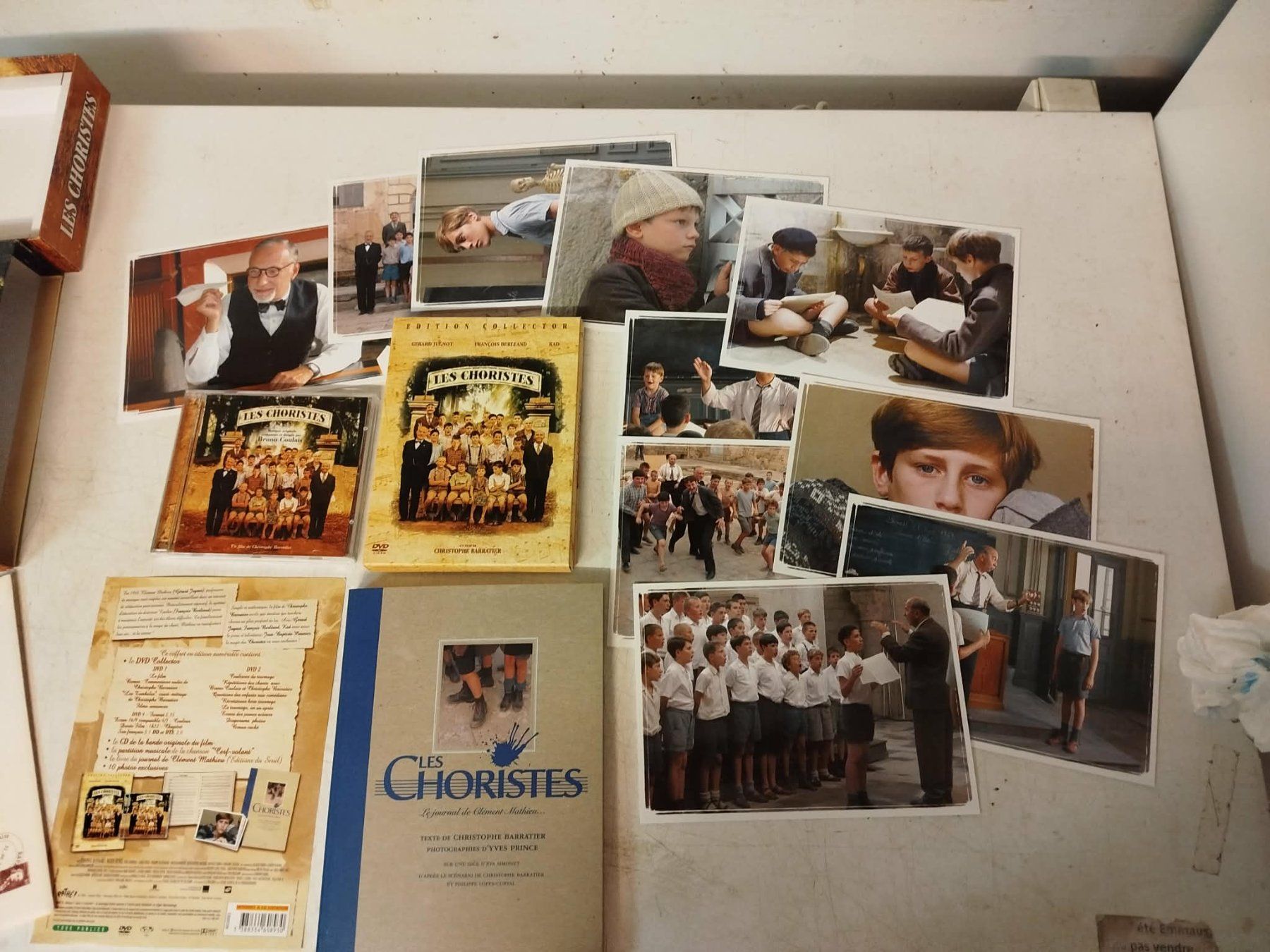Tutti i DVDs: DVD Les Choristes - Coffret prestige – Usato da La Chaux-de-Fonds venduto da Emmaus2300CDF 3