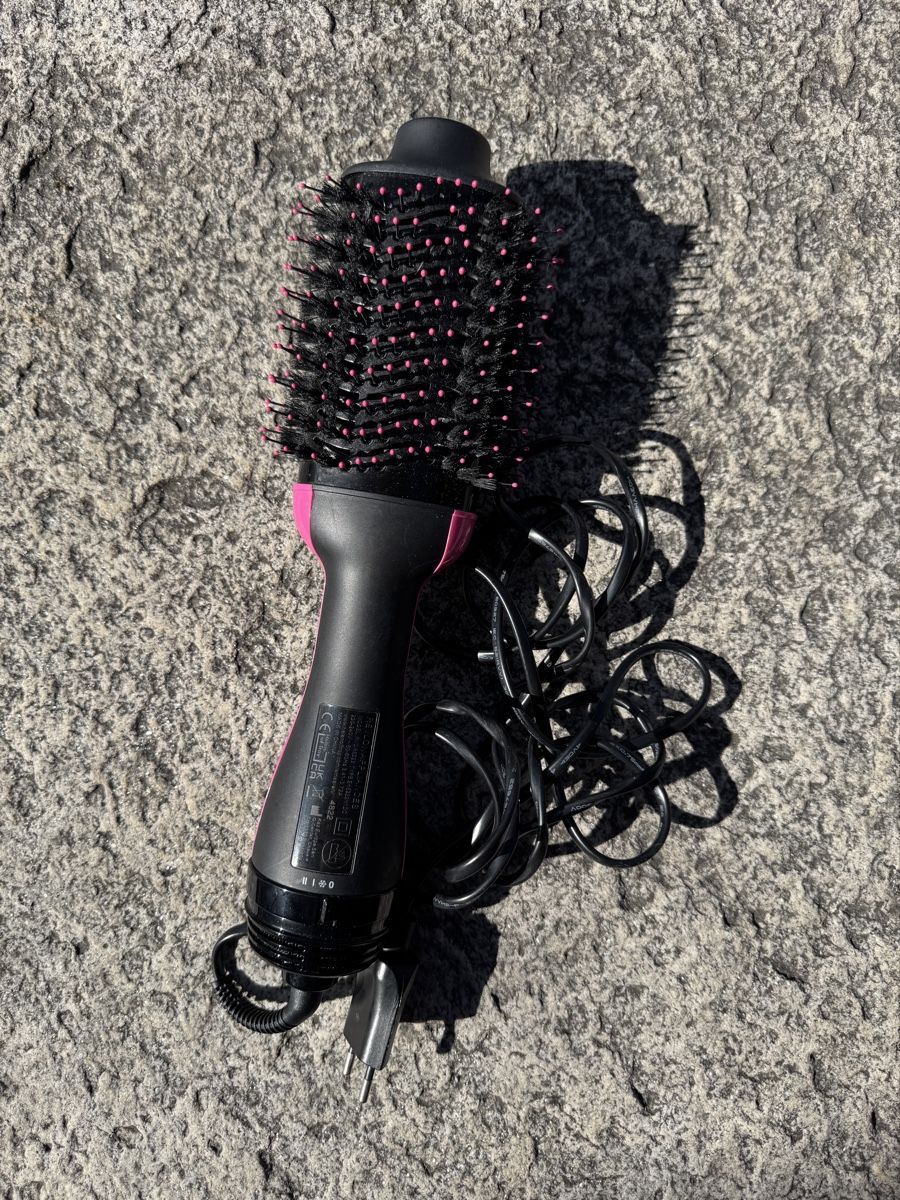 Revlon Asciugacapelli: Revlon One-Step Haartrocknerbürste – Usato da Zürich venduto da emm_8dv2 1