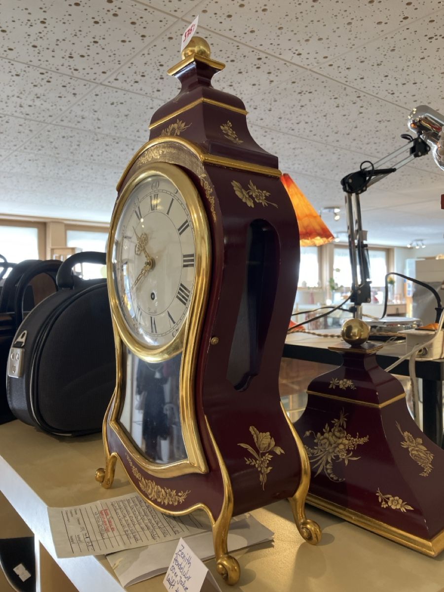 Zenith Orologi da terra & Orologi da parete: Zenith Pendel Kaminuhr – Usato da Erlenbach im Simmental! venduto da Simmentaler-Perlen 1