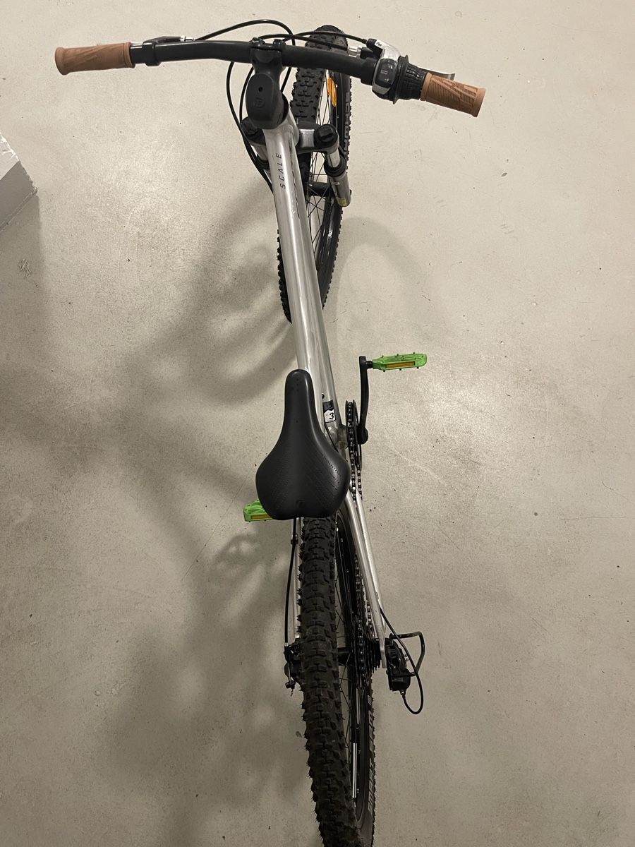 Scott Vélos: Scott Scale 24 Zoll  – D'occasion à Grenchen par mersinli 4