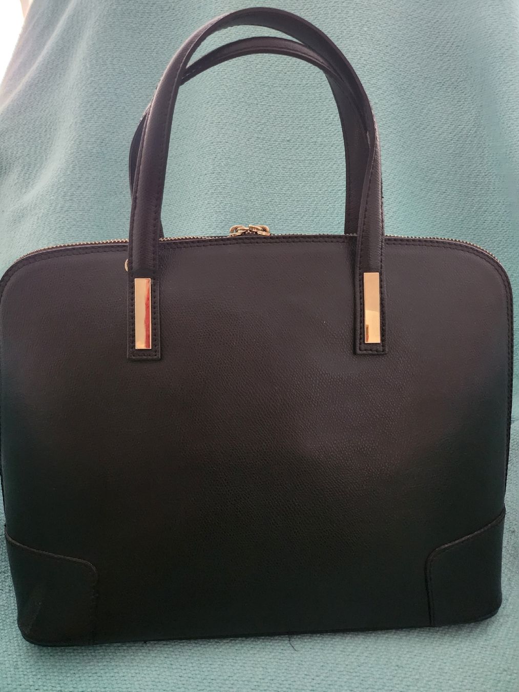 Sacs femmes: Borsa a mano UGGARI-MILANO – D'occasion à Morbio Inferiore par vin_fdj2 2