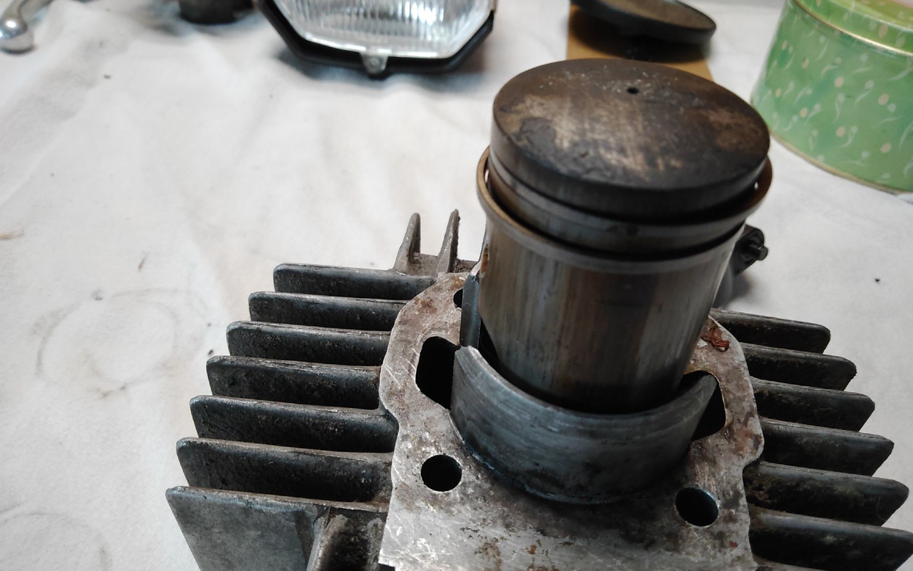Altre forniture industriali: Ab 1.- Zylinder-Satz Puch E50  – Usato da Eschenbach SG venduto da familie.klaus 7