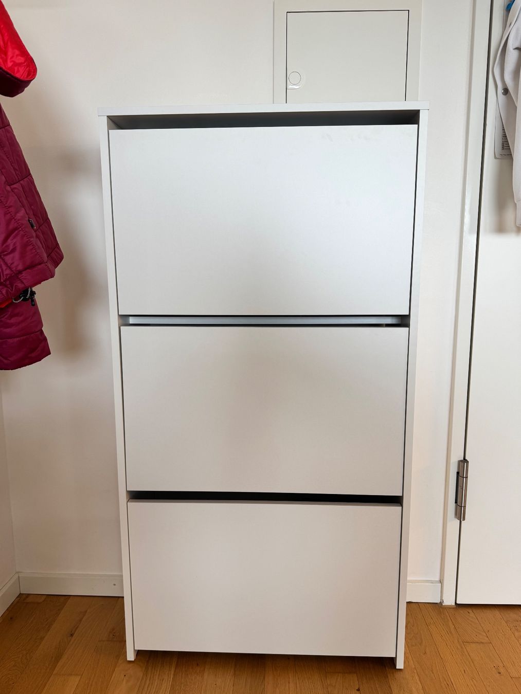Jysk Armadi: Schuhschrank BAKHUSE – Nuovo (secondo la descrizione) da Luzern venduto da man_gd5j 1