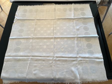 Foulard vintage raffiné blanc & ivoire – 60×60