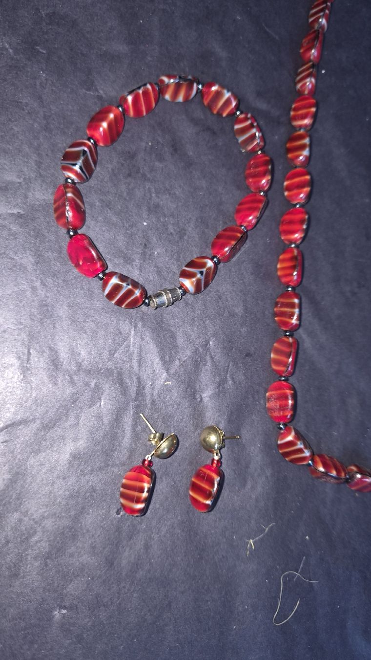 Sonstiger Schmuck: Schmuckset Böhmische Glasperlen Konvolut  – Neu (gemäss Beschreibung) aus Kölliken von Upcycling-by-Mc-TAM 1