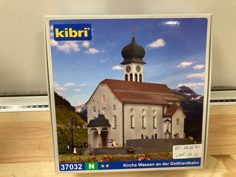 Kibri 37032 – Église N « Wassen » – Bâtiment Ferroviaire Suisse – Gare Du Gothard – Maquette N