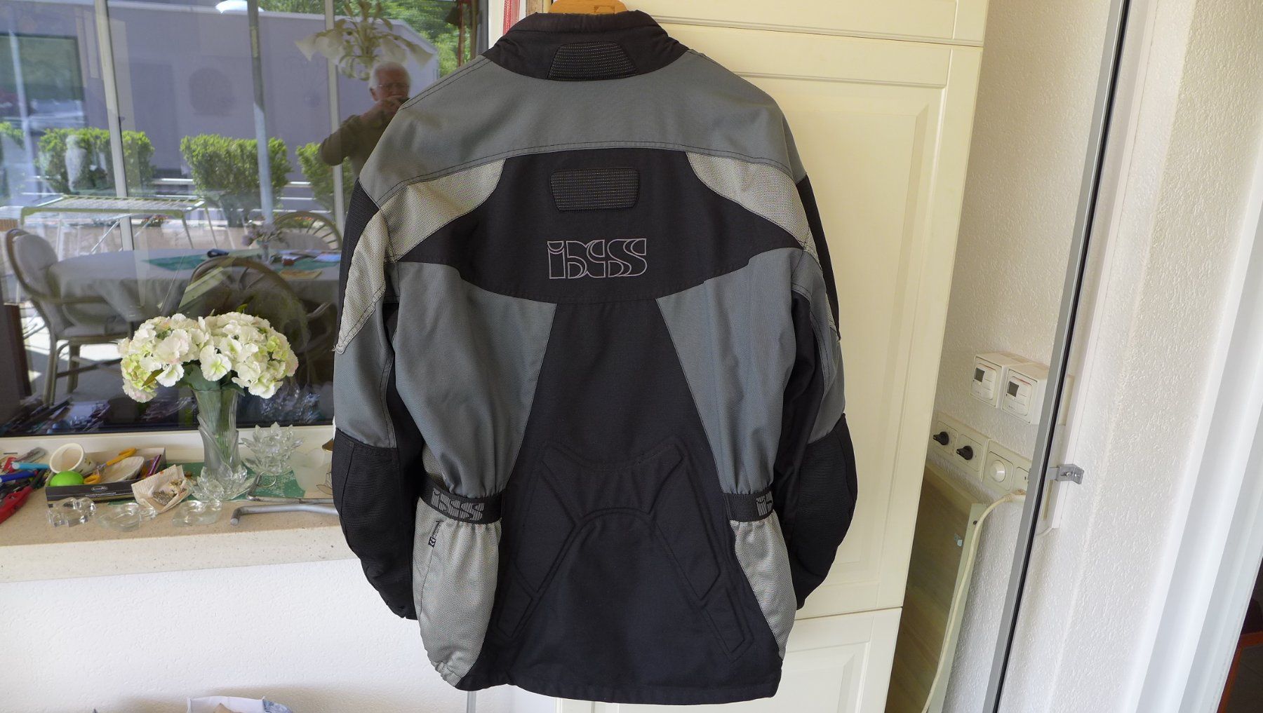 IXS Completi: Motorradbekleidung – Usato da Liestal venduto da Motoresti 1