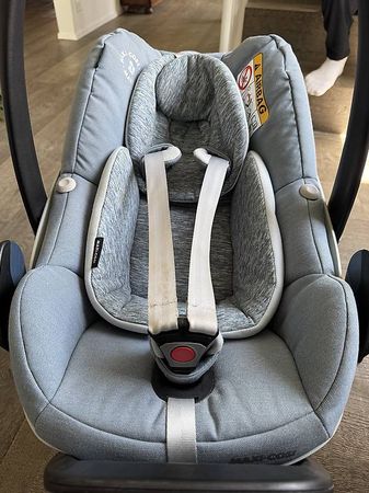 Maxi-Cosi Babyschale Pebble Pro i-Size - Top Zustand!