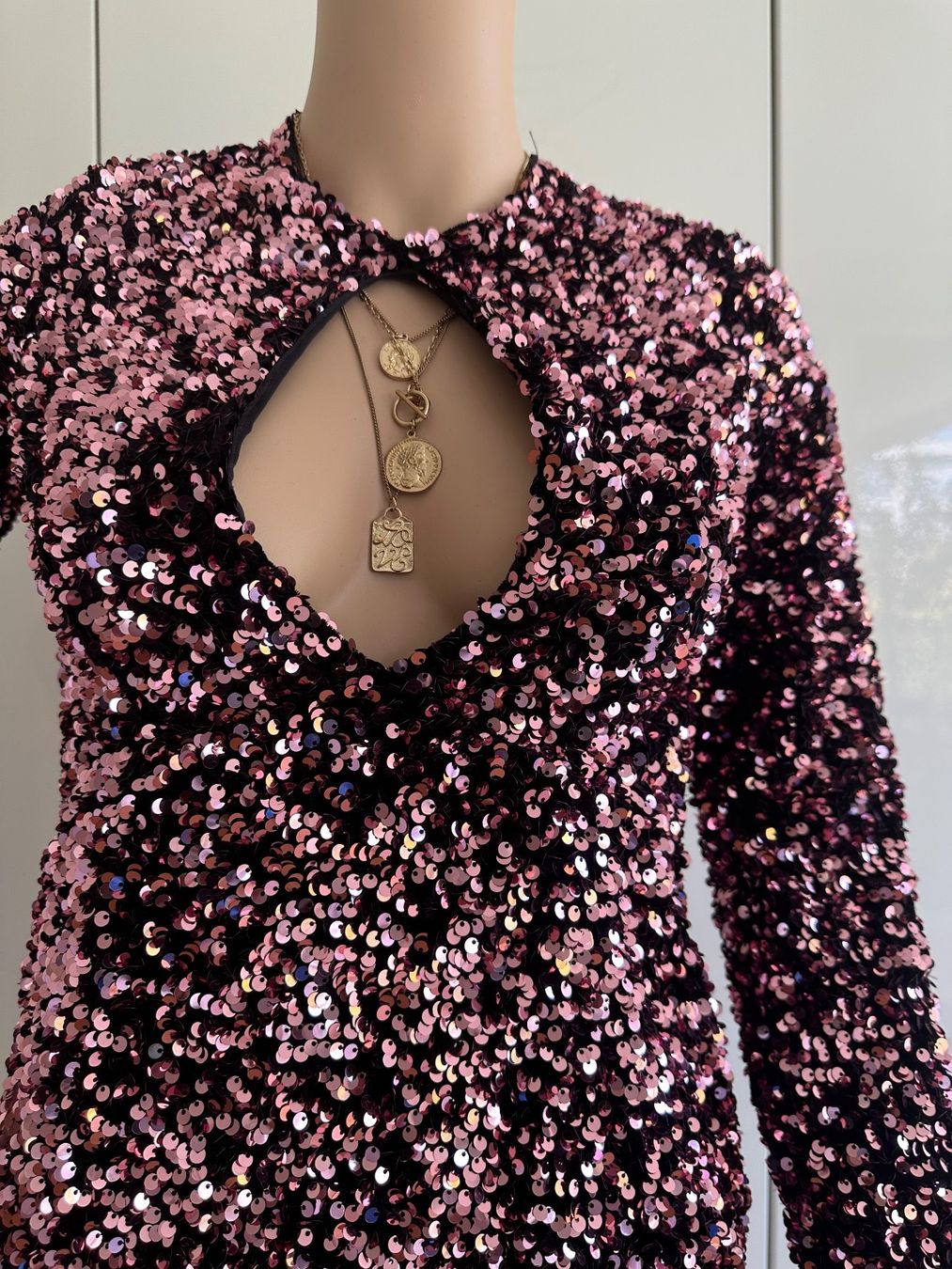 Zara Vestiti: Pailletten Kleid rosa – Usato da Thalwil venduto da GerSutter 2