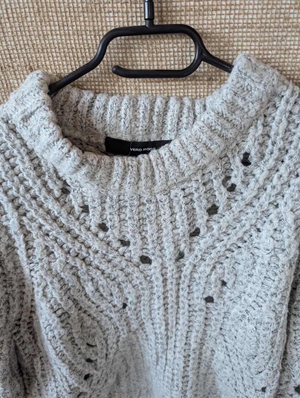 Maglioni & Felpe: Vero Moda Strickpullover Grau Gr. S – Usato da Ringgenberg BE venduto da Vinyl.Love 1