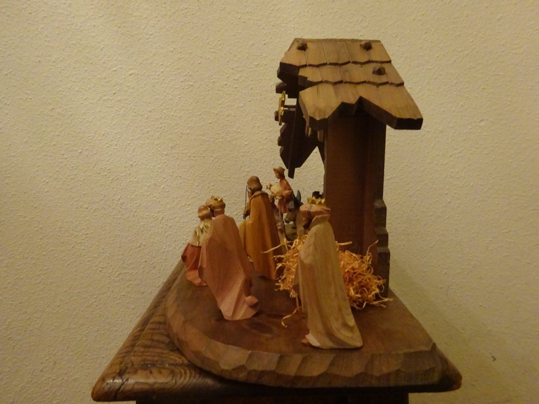 Statuette: Hochwertige antike Krippe / Holz, geschnitzt – Usato da Esslingen venduto da eintagammeer 4