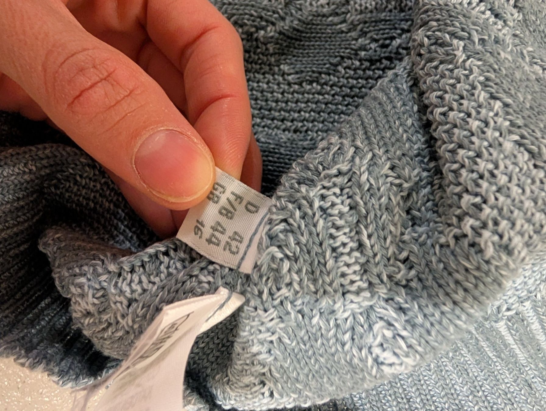 Maglioni & Felpe: Strickjacke Peter Hahn, Gr 42 neuwertig – Usato da Zug venduto da sunshinestateofmind 3