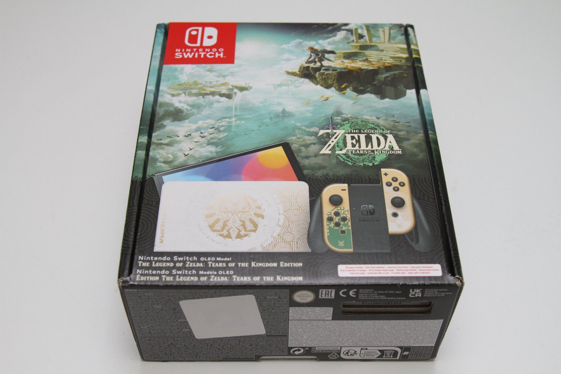 Nintendo Consoles: Nintendo Switch OLED Zelda Edition – D'occasion à Basel par camelot99 1
