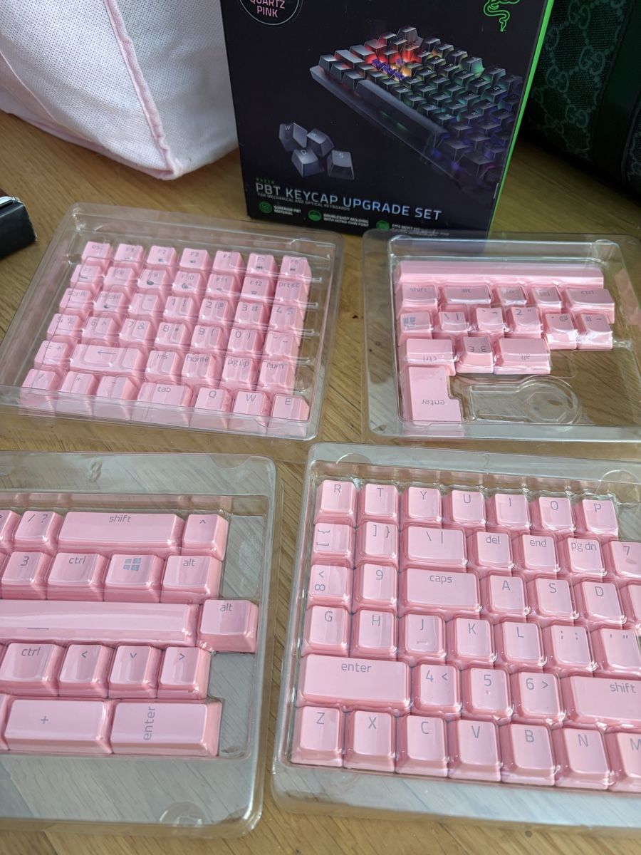 Razer Tastiere: Razer PBT Keycap Upgrade Set Pink – Usato da Basel venduto da ale_mn2l 4