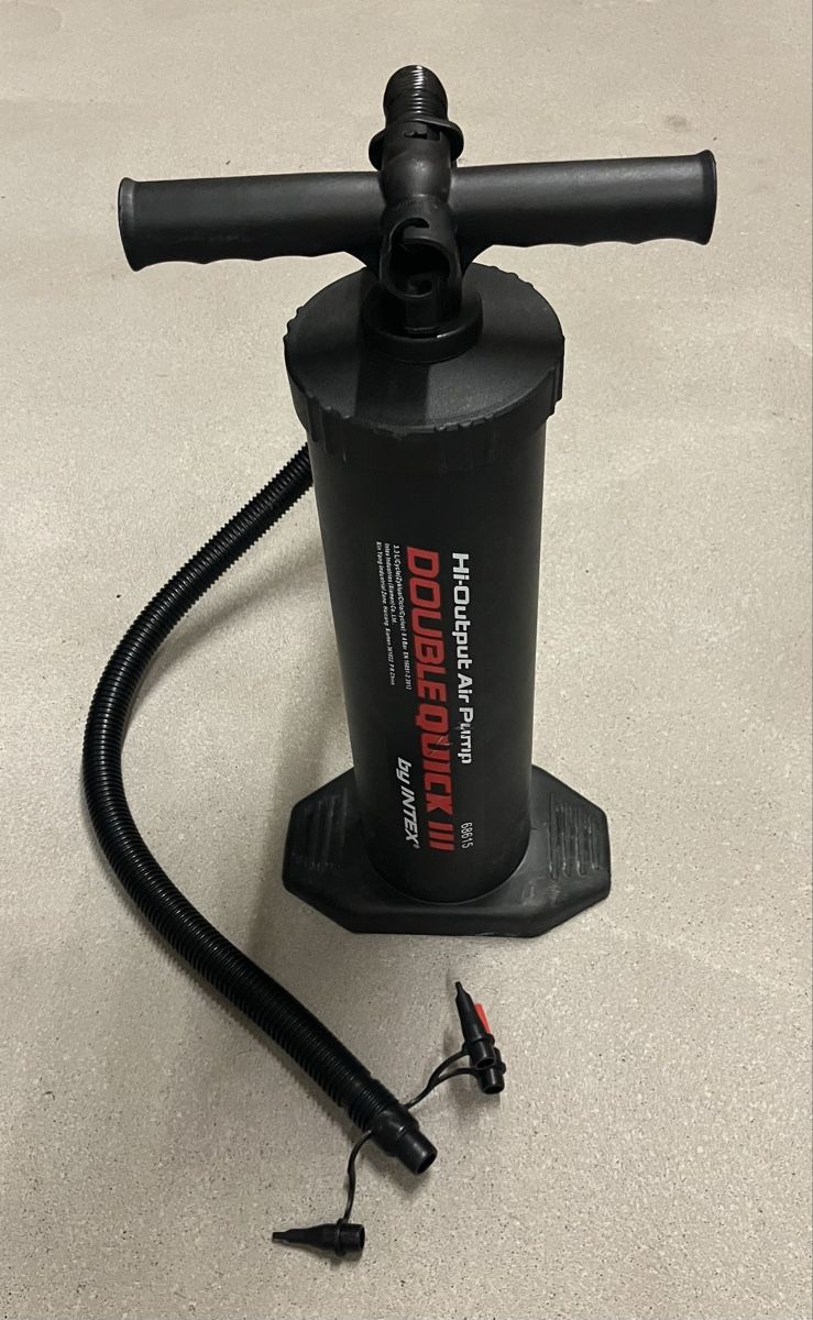 Intex Pompe & Parti di ricambio: Intex Double Quick III Hi-Output Air Pump – Usato da Wettingen venduto da BAG4478