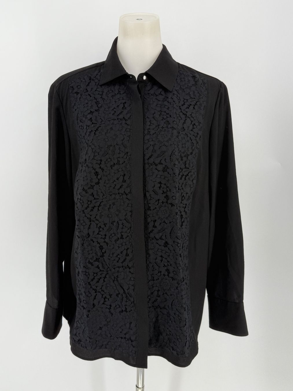 Madeleine Camicette: Bluse mit Spitze Gr. 46 von Madeleine – Usato da Auenstein venduto da moin.
