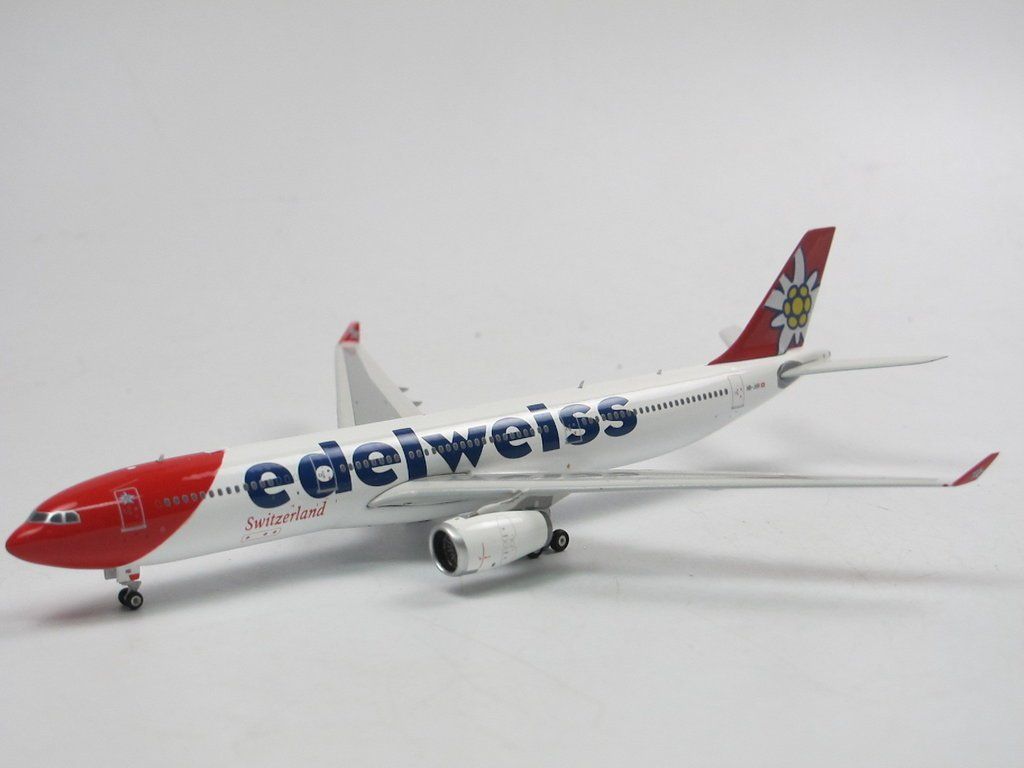 Edelweiss Kit di modellismo & Modellini statici: A330-300 EDELWEISS – Nuovo e nell'imballaggio originale da Morges venduto da iljamuromez