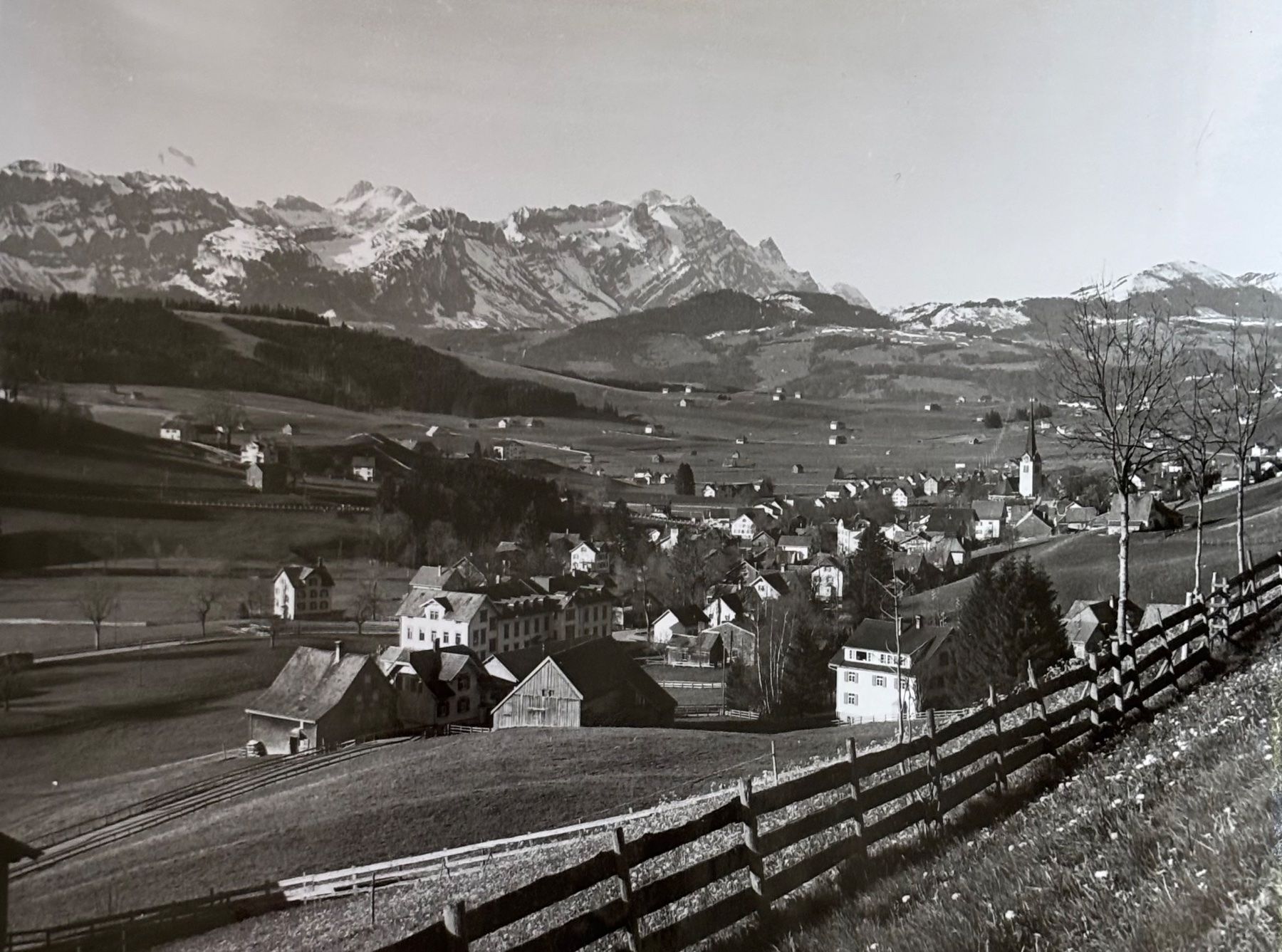Cartes postales: Foto E. Grubenmann, Appenzell, 13 x 18 cm – D'occasion à Frauenfeld par Merk52