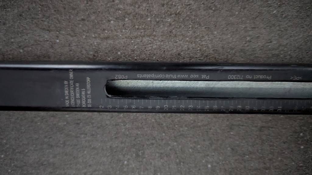 Portapacchi: 2x Thule SquareBar Evo 127 Dachträger-Traversen  – Usato da Mels venduto da bergmoench 1