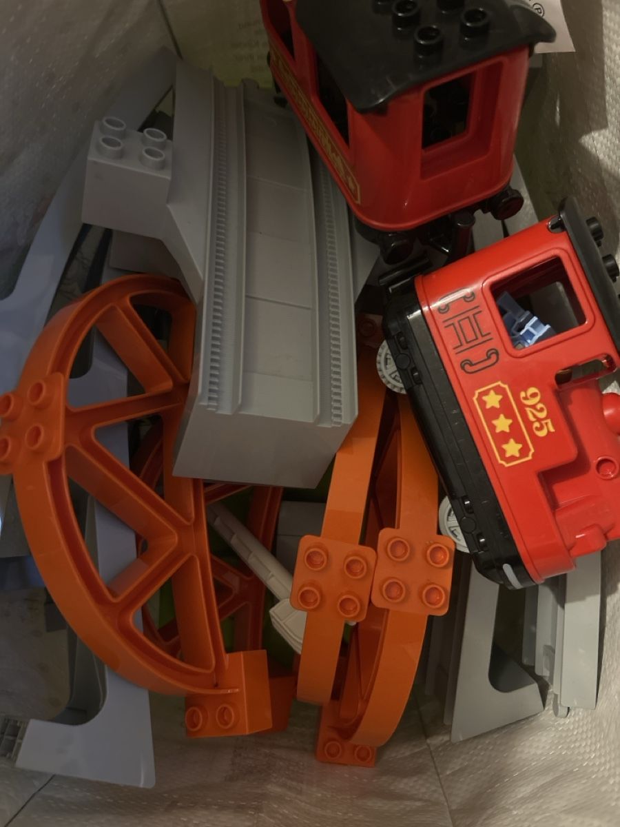 Lego Jouets: Duplo Eisenbahn, in super gutem Zustand – D'occasion à Oberrieden par Mikleve 1