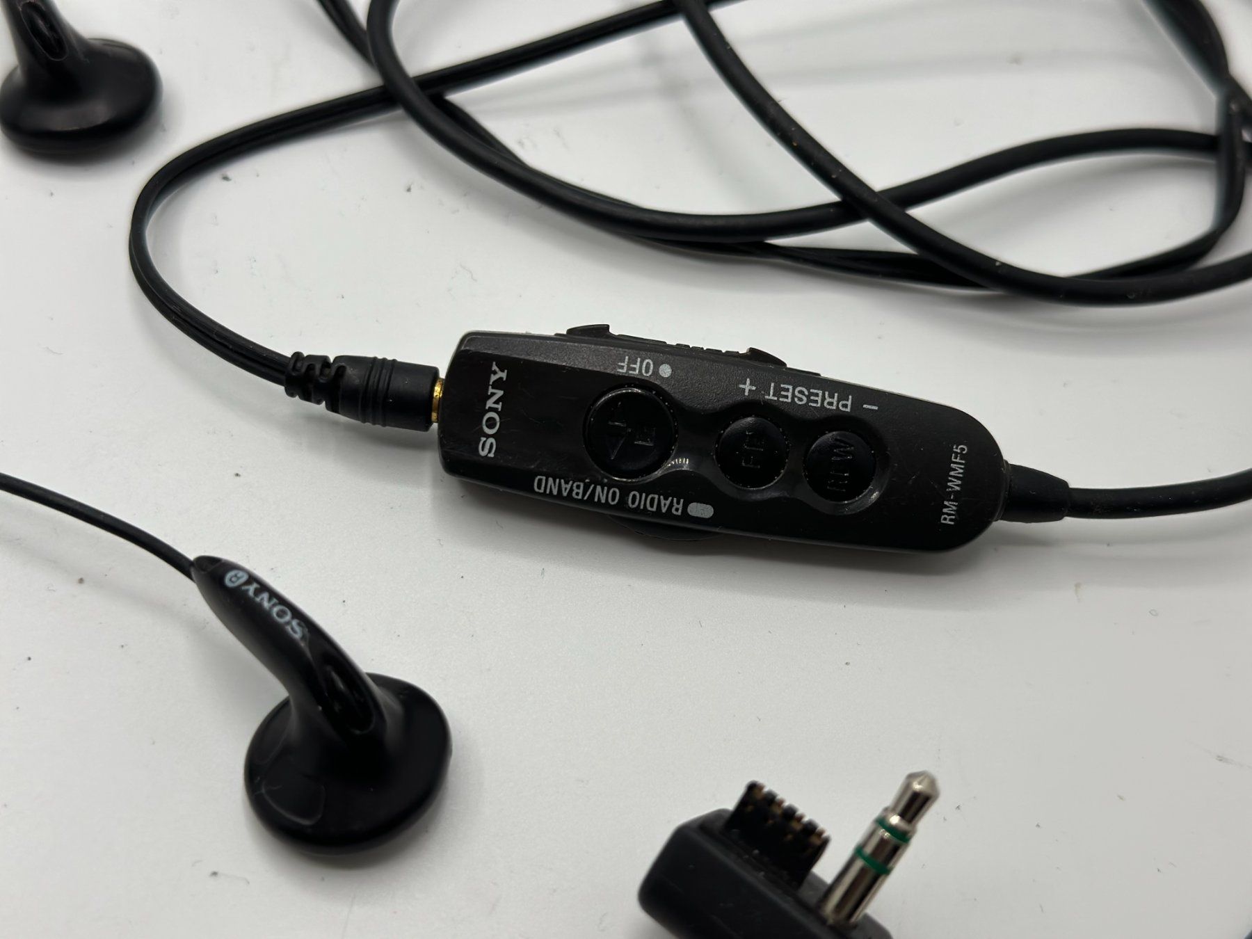 Panasonic Tragbarer Mediaplayer: Sony 2 Walkman+Radio Engine WORKING BUT not read cassette – Defekt aus Genève von inc_9vgv 1