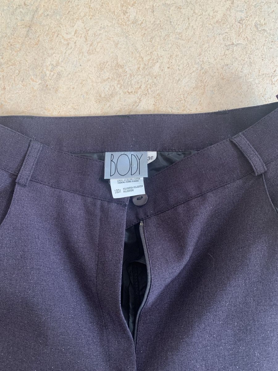Pantaloni: Anzugshose – Usato da Niederönz venduto da irgendwo 1