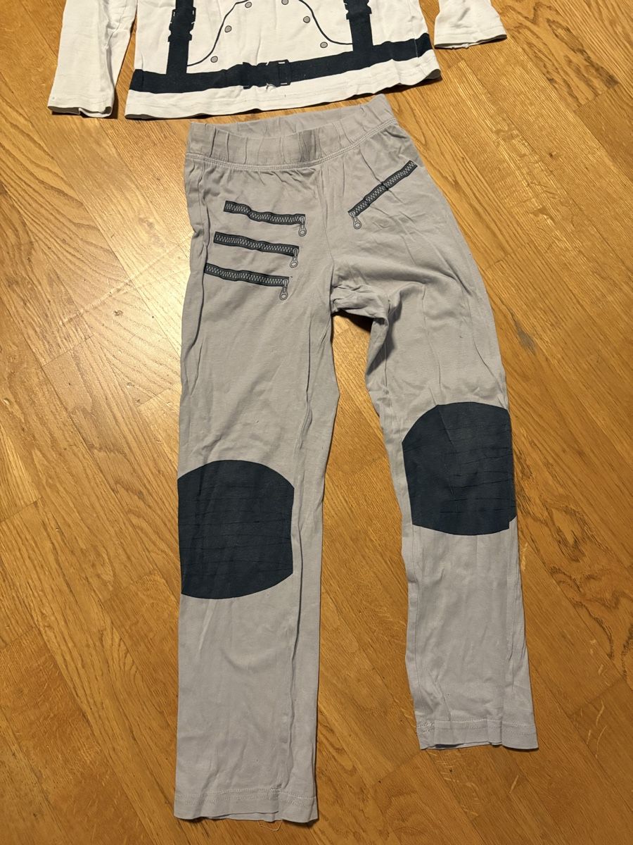 Pigiama & Simili: Pyjama, Knaben Gr. 122 / 128 – Usato da Beromünster venduto da msklef 5