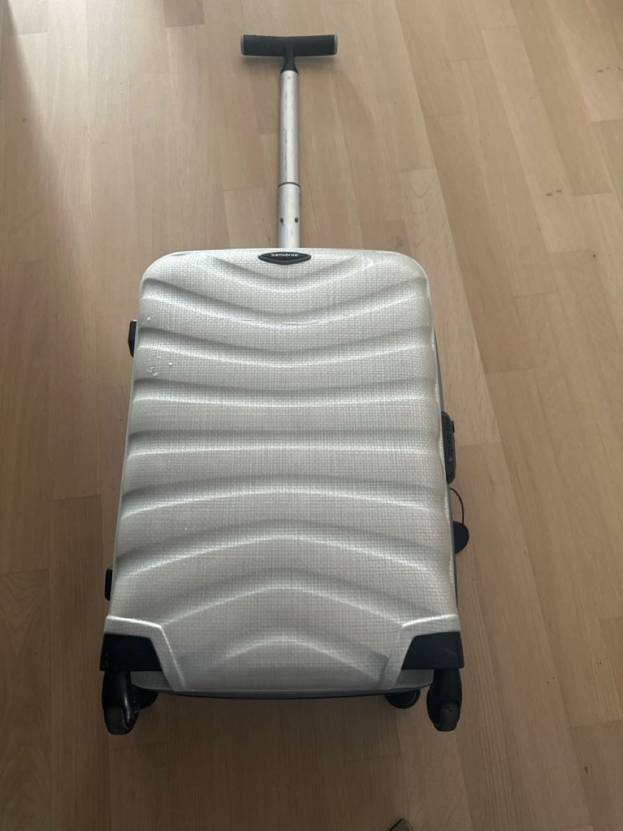 Samsonite Valigie: Samsonite Koffer silber, gebraucht 55cm – Usato da Dübendorf venduto da Bella1177 8
