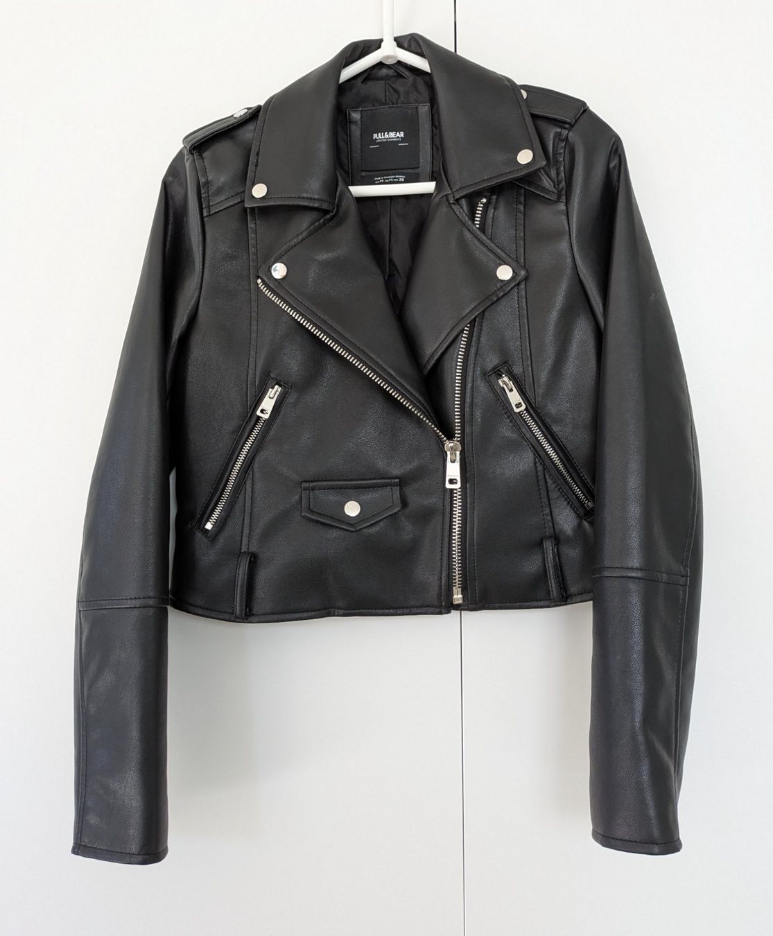 Pull&Bear Giacche: Kunstleder-Jacke von Pull&Bear - Grösse M – Usato da Bonstetten venduto da Scoutinggirl