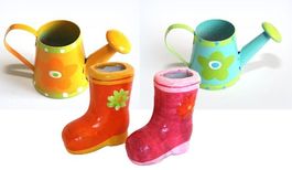 Deko Giesskanne und Stiefel