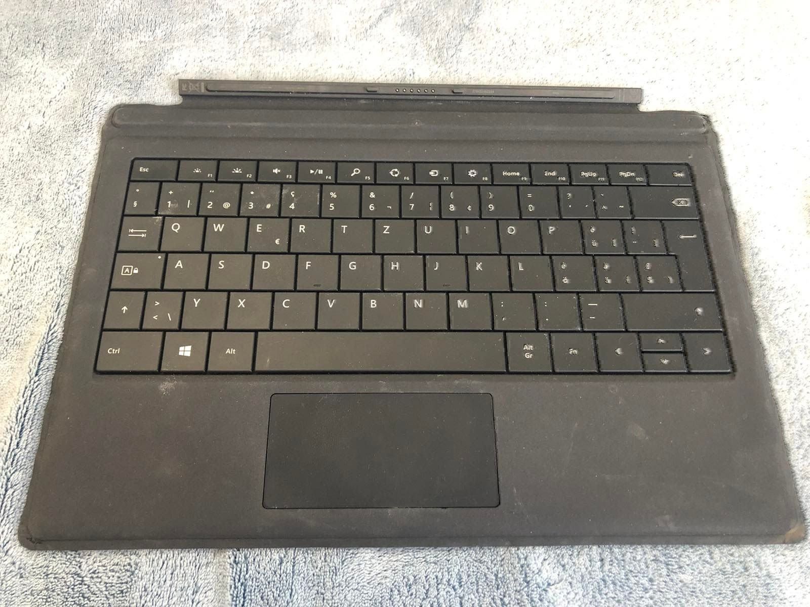 Tastiere: Microsoft Tastatur 1709 Tastatur – Usato da MAGDEN venduto da GoldenEagle2020