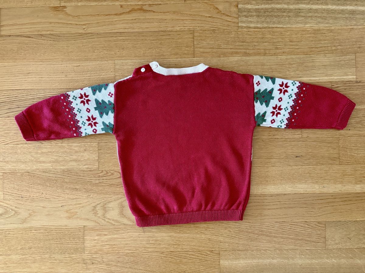 H&M Pulls et sweat-shirts: Kinder Weihnachtspullover (Gr. 86) – D'occasion à Zürich par danreb 1