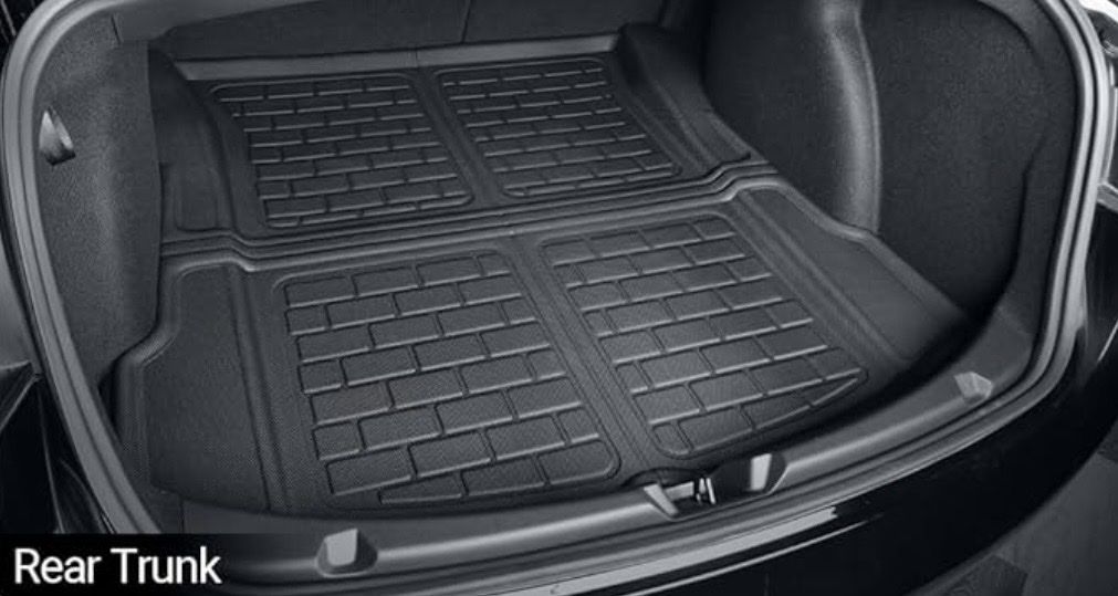 Tesla Tappeti & Tappetini: BASENOR 3D Allwetter Fussmatten Set Tesla Model 3 – Usato da Höri venduto da MichelGasser 2