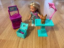 Lot de poupées vétérinaires