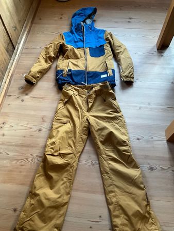 Skijacke und Skihose von Bench Gr. s