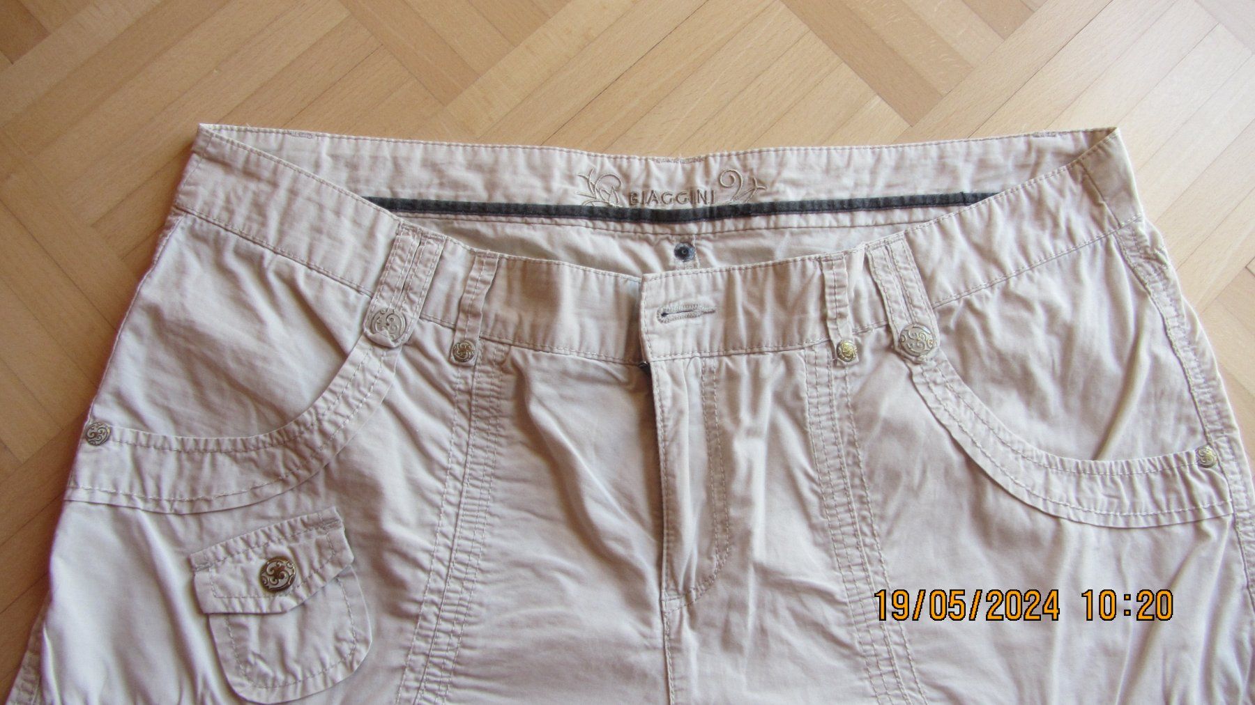 Pantaloni: Shorts beige taille 44 – Usato da Oberried FR venduto da berg04 1